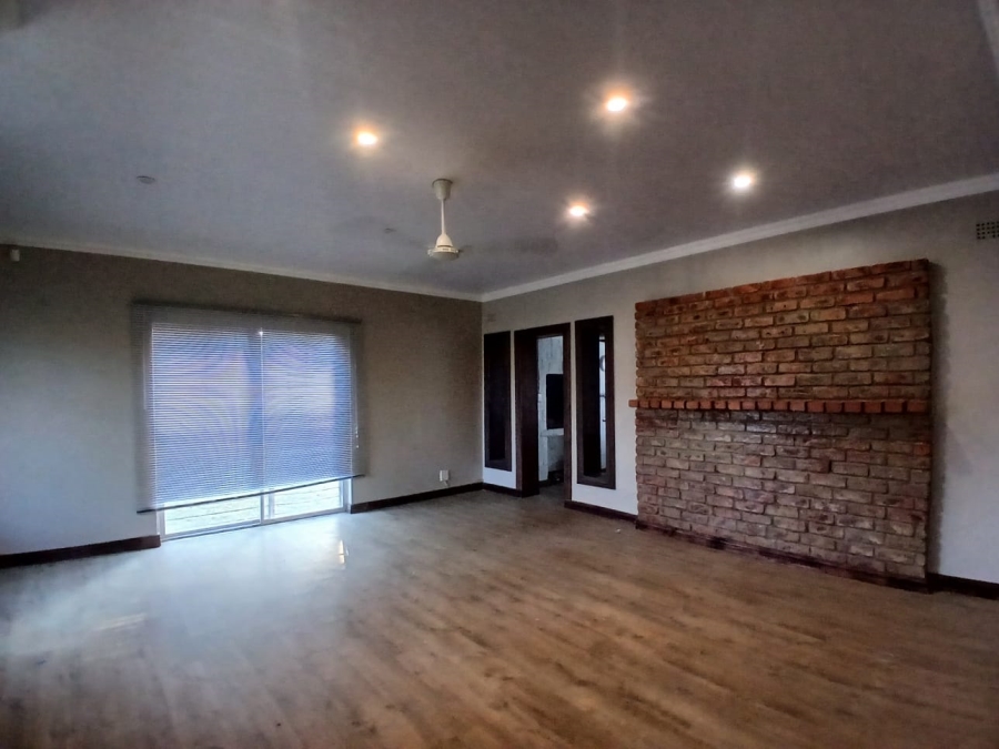 3 Bedroom Property for Sale in Riebeeckstad Free State